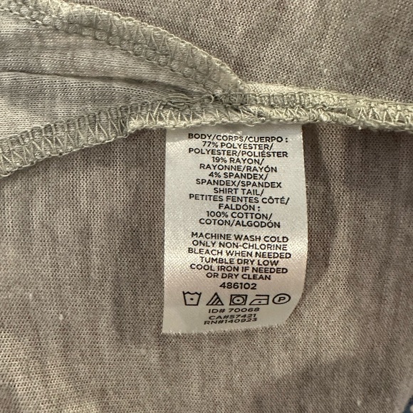 LOFT Plus Gray Long Sleeve Shirt - Size 20/22 - Picture 3 of 3